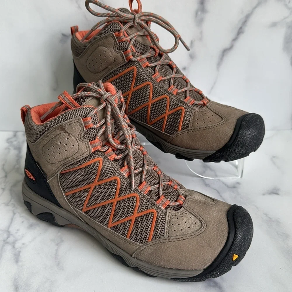 Keen Verdi II Mid Waterproof Lace Up Hiking Boots Size 9 NIB